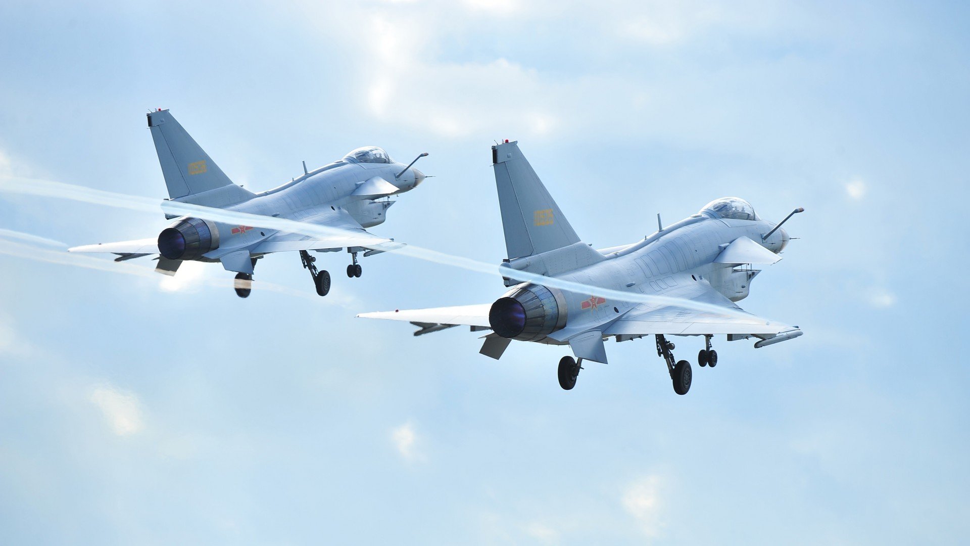 南非水球女将精准传球制胜，南非女子水球队